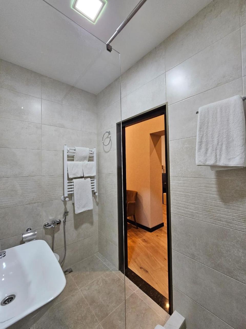 Kalasi Hotel ティビリシ エクステリア 写真